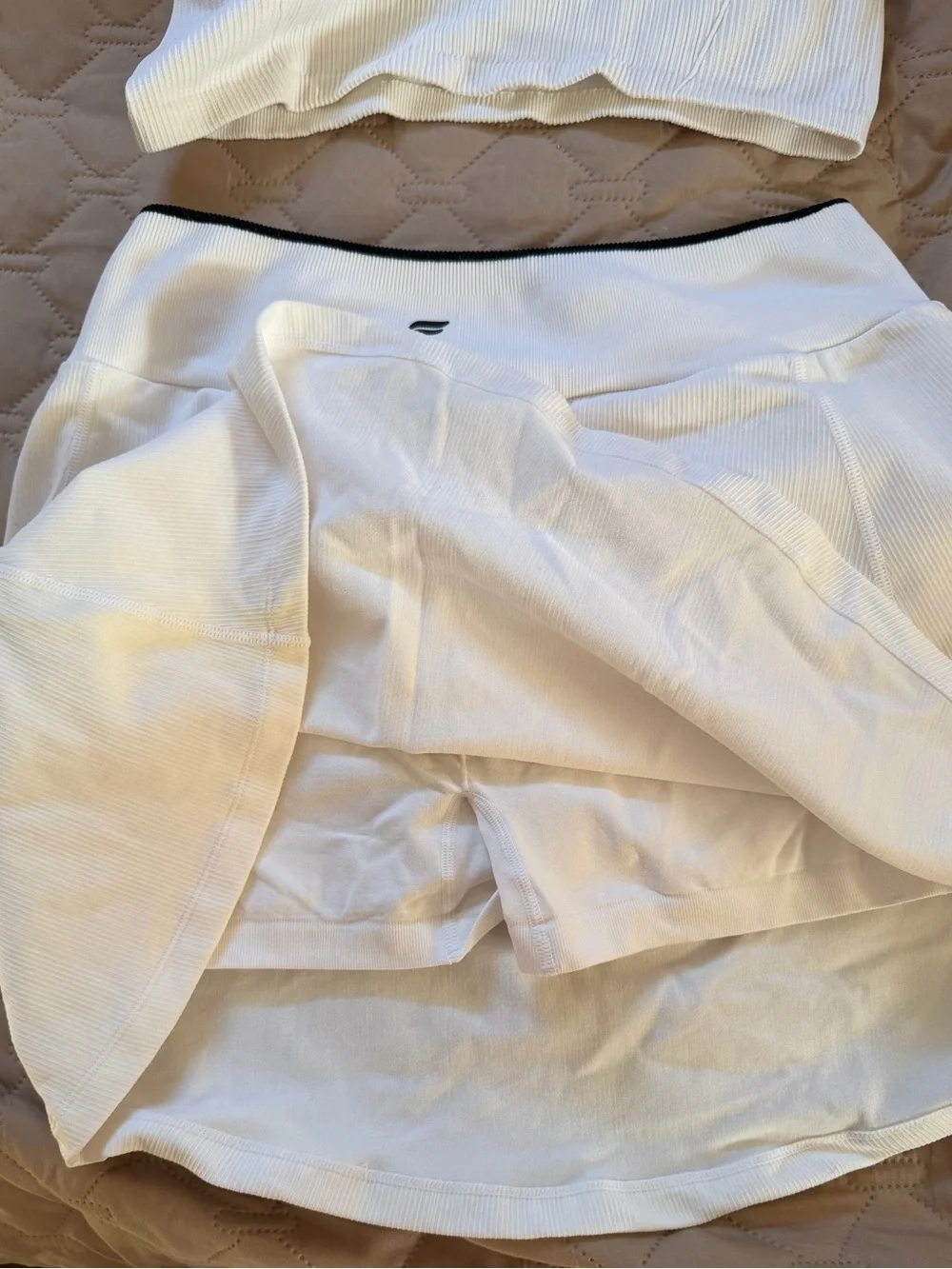 Fabletics White Ribbed Tennis Set XL | EUC - Picture 5 of 7